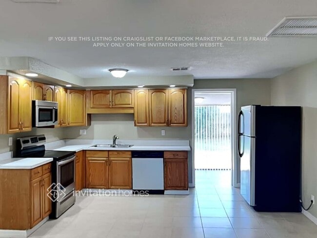 Building Photo - 8504 Rose Terrace