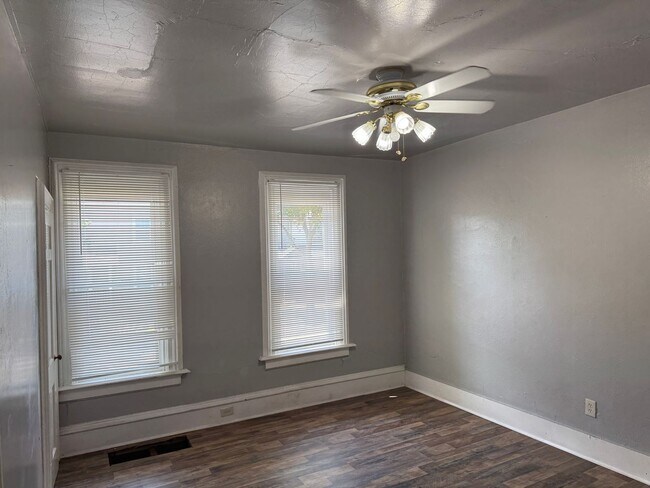 Foto del edificio - 2564 N 15th St
