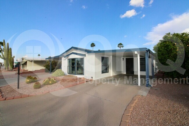 Foto del edificio - 1780 N Vía Frondosa