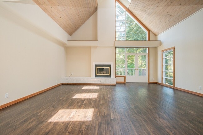 Building Photo - 1425 Walnut St