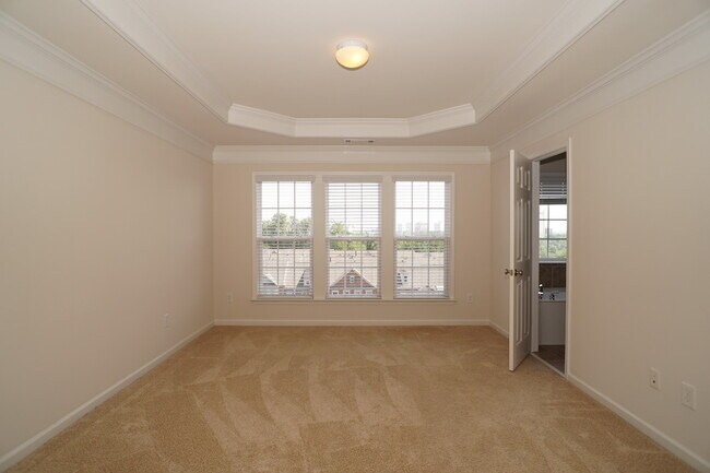 Building Photo - Wonderful 3 Bed  3.5 Bath Townhome in Vinings!