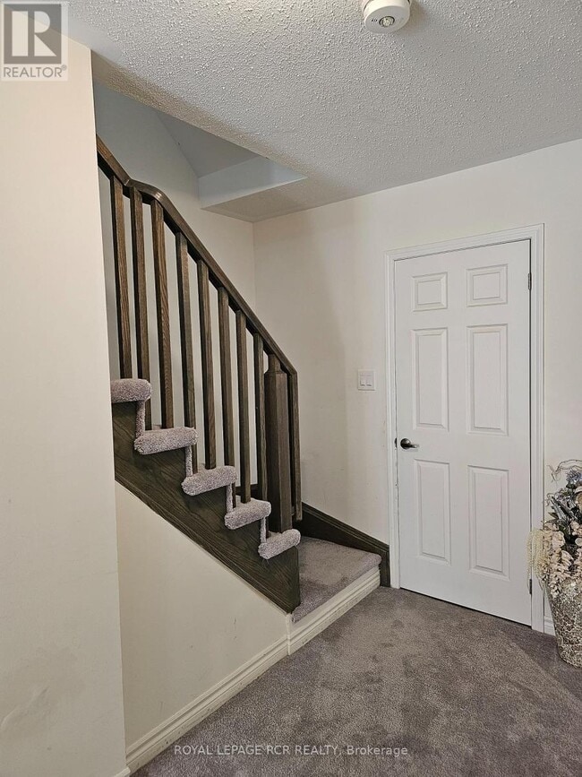 Building Photo - 22 Fusilier Dr