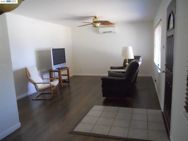Living Room - 19358 San Miguel Ave