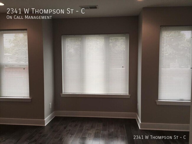 Foto del edificio - 2341 W Thompson St