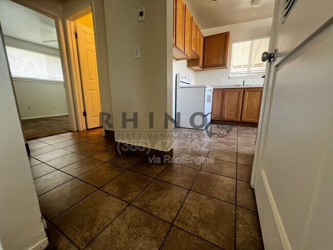 Foto del edificio - 43 S 300 W