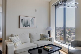 Building Photo - 545 Vanderbilt Ave