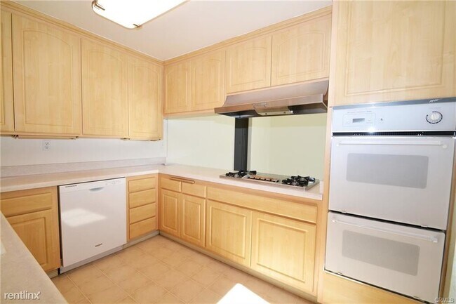 Building Photo - 4 br, 2 bath House - 4916 Maricopa St