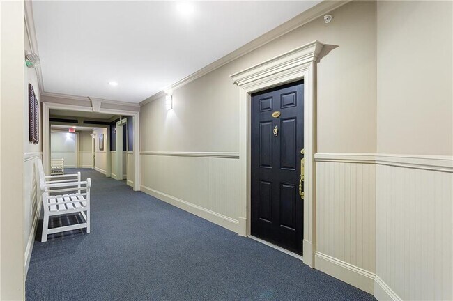 Foto del edificio - 4100 Paces Walk SE