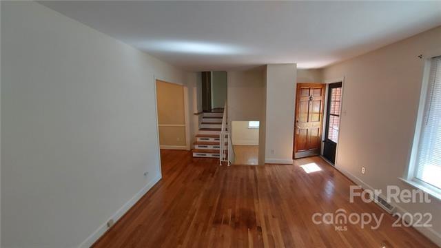 Foto del edificio - 3813 Selwyn Ave