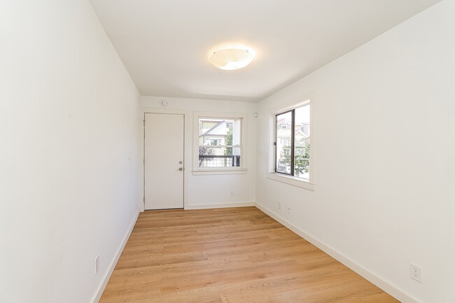 Building Photo - 767 17th St