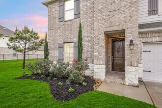 Building Photo - 9239 Brunel Ln