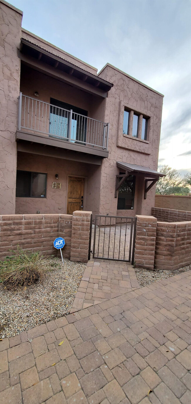 Foto del edificio - 4128 N Thurston Ln