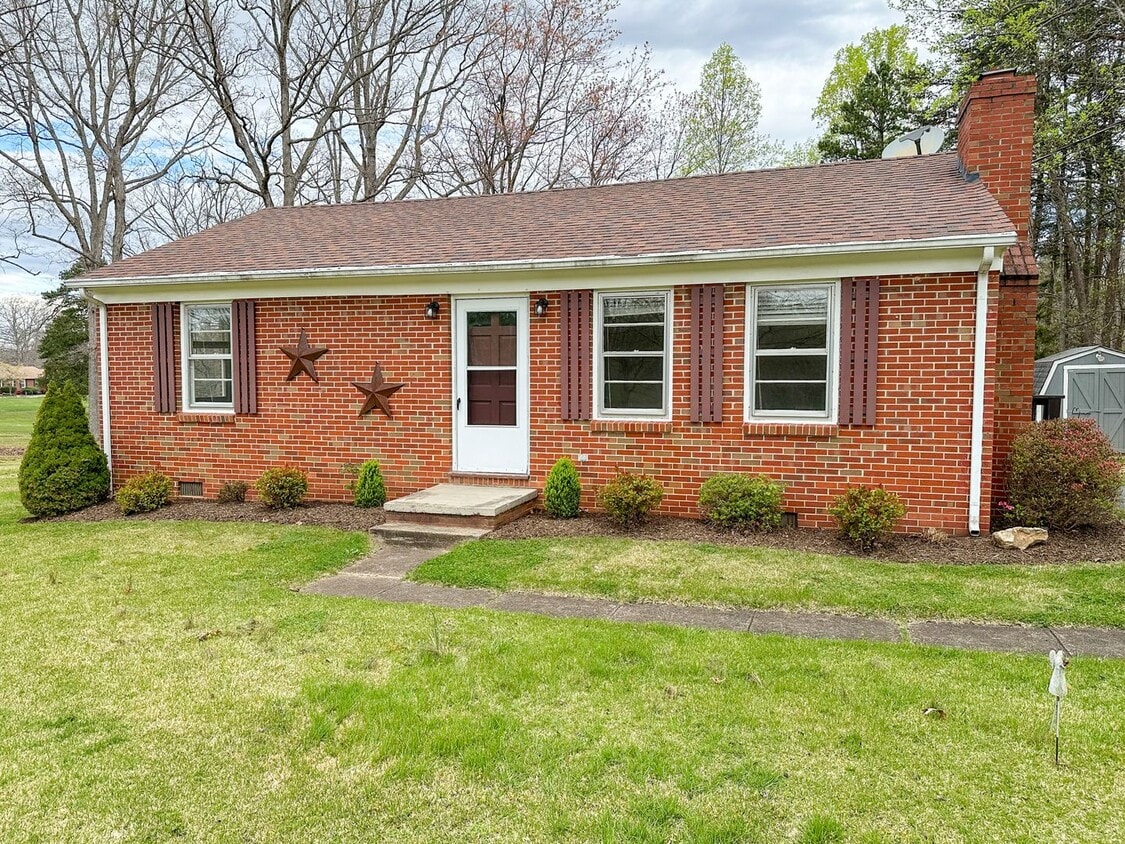 Zions Cross Roads Brick Cottage 2bedroom/1bath - Zions Cross Roads Brick Cottage 2bedroom/1bath