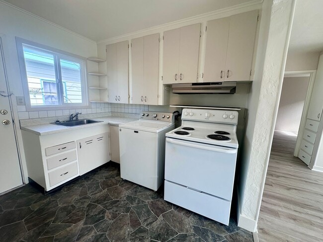 Building Photo - 1225 K St