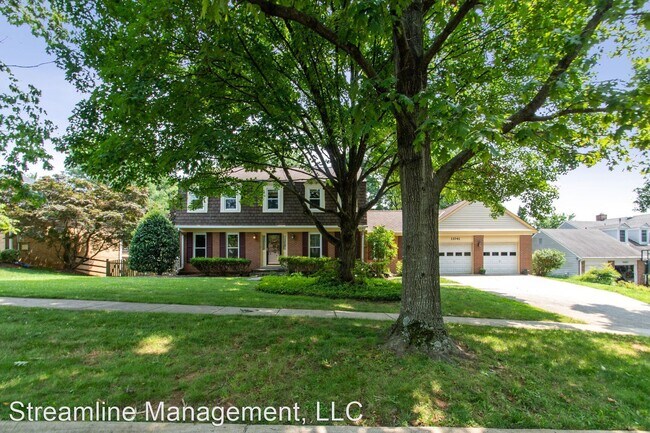 Building Photo - 5 br, 3.5 bath House - 11041 Snowshoe Lane