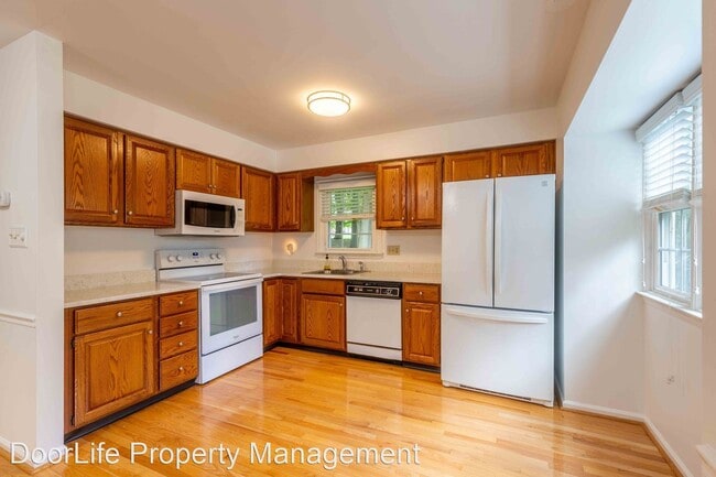 Foto del edificio - 2 br, 2.5 bath House - 3405 Bridlewood Drive