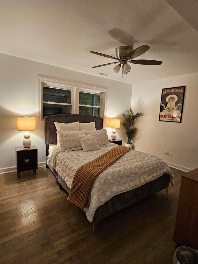 Foto del edificio - 5565 W Gladys Ave