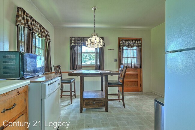 Building Photo - 2 br, 2 bath House - 1300 Sunset Drive