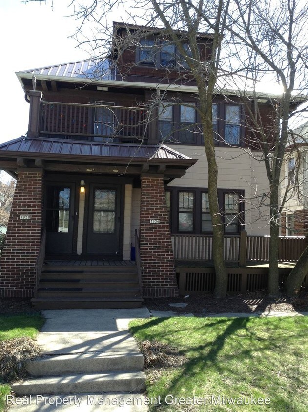 Primary Photo - 3936 N Maryland Ave