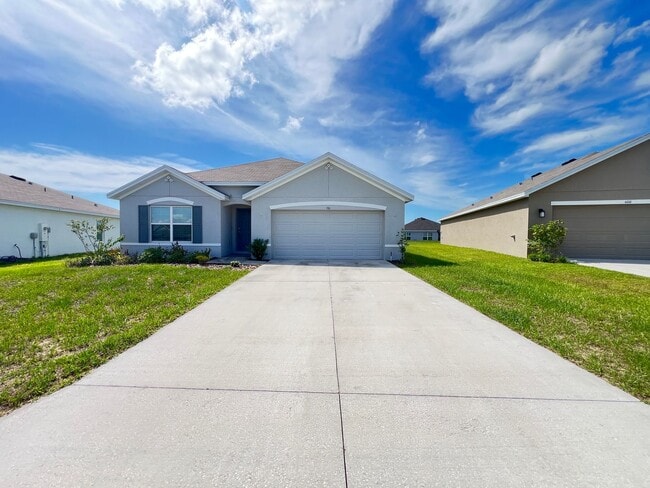 Building Photo - Beautiful, 4 Bedroom, 2 Bathroom Home in t...