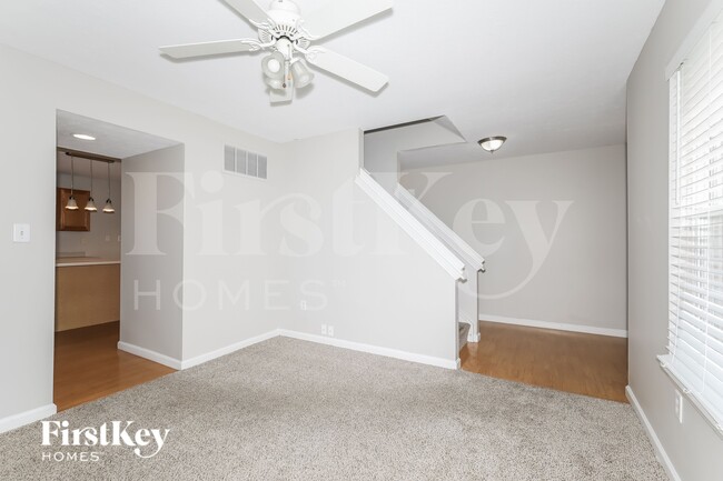 Building Photo - 6250 Kentstone Dr