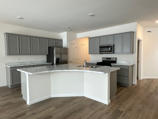 Foto del edificio - 5924 Hawkweed Dr