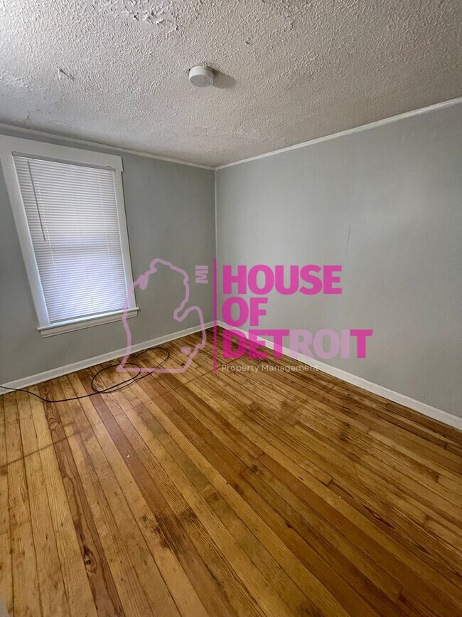 Foto del edificio - 3 BEDROOM | 1 BATH | FREE PRE SCREEN