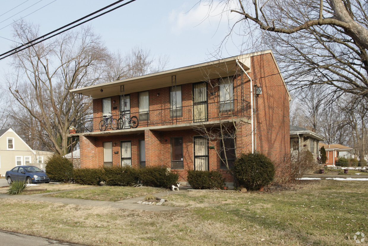 Primary Photo - 4412 Hillside Dr