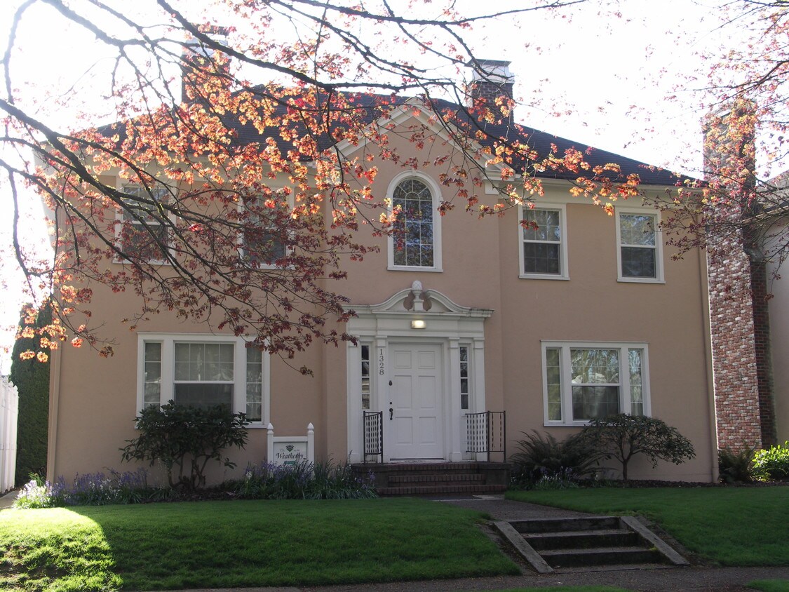 Foto principal - 1328 21st Ave