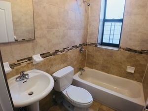 Foto del edificio - 497 E 93rd St