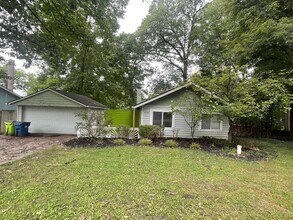 Building Photo - 3770 Woodview Ave