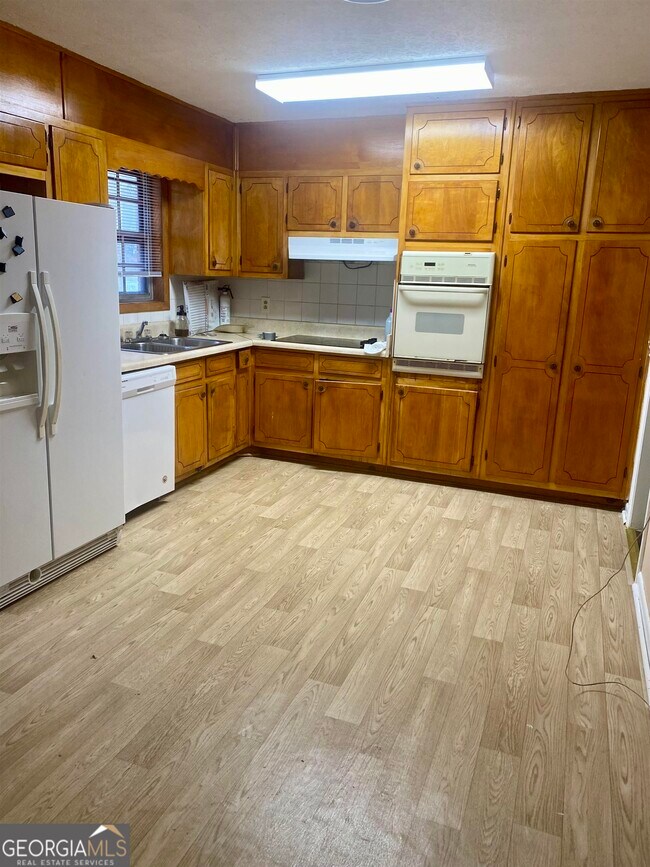 Foto del edificio - 6936 Adel Ln