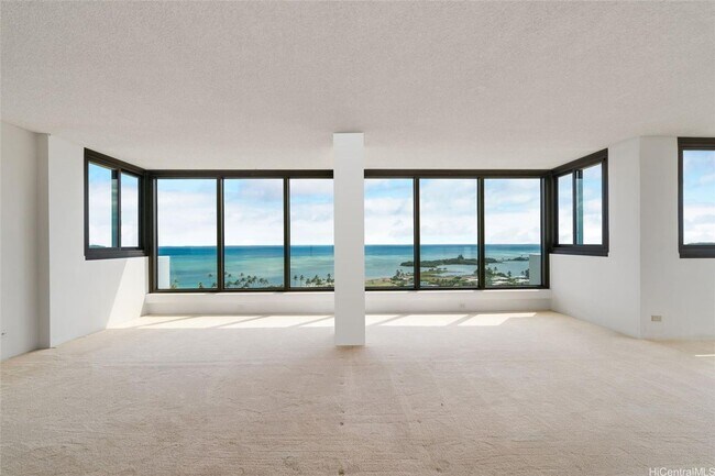 Foto del edificio - Mt Terrace- Hawaii Kai's Luxury Condo with Beautiful Ocean View