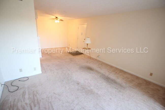 Foto del edificio - 7098 Wildwood Cir