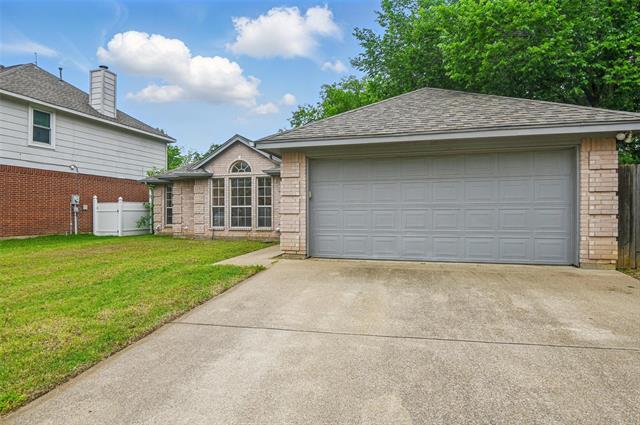 Building Photo - 4101 Hideaway Dr