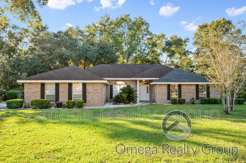 8915 Hillside Cir W, Foley, AL 36535 House Rental in Foley, AL