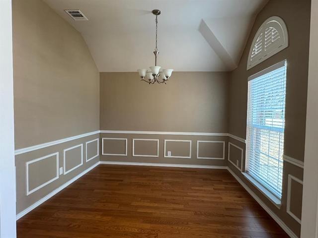 Building Photo - 2069 Whispering Cove