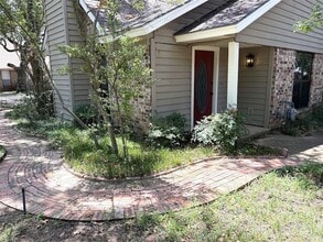Building Photo - 3412 Timberline Dr