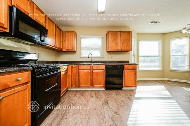 Foto del edificio - 4082 Arabian Way SW