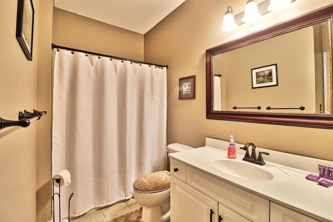 Foto del edificio - 104 Cypress Point Ct Unit 102