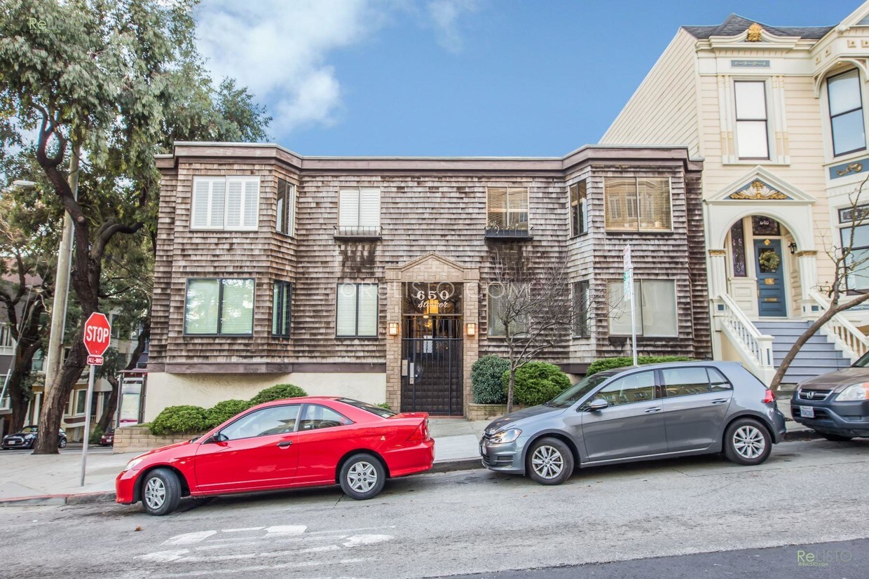 Primary Photo - 650 Steiner St