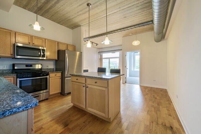 Foto del edificio - 3260 N Clark St