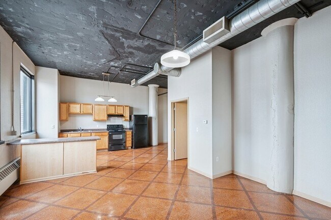 Foto del edificio - Commerce Building Apartments