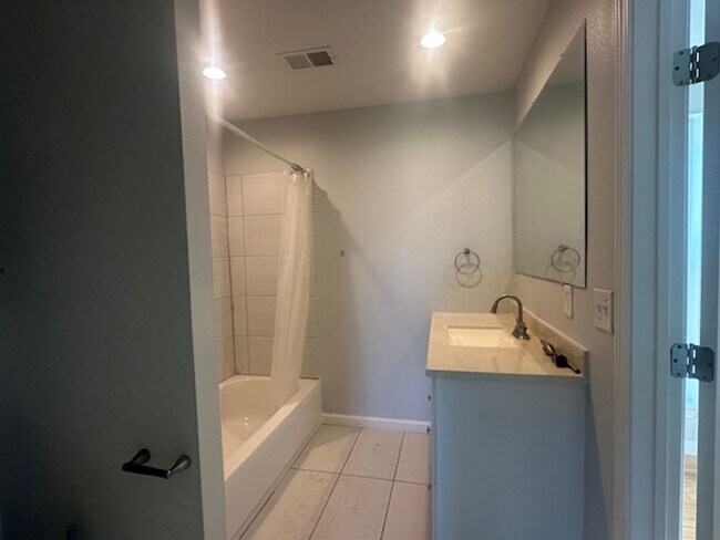 Foto del edificio - Ready for move in