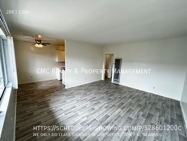 Foto del edificio - 1101-1111 E 11th St-1101-06