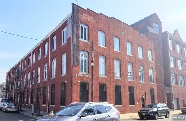 Primary Photo - 308-310 Passaic Ave