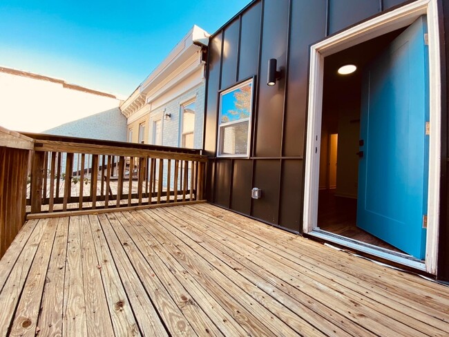 Photo - 2727 Huntingdon Ave Townhome