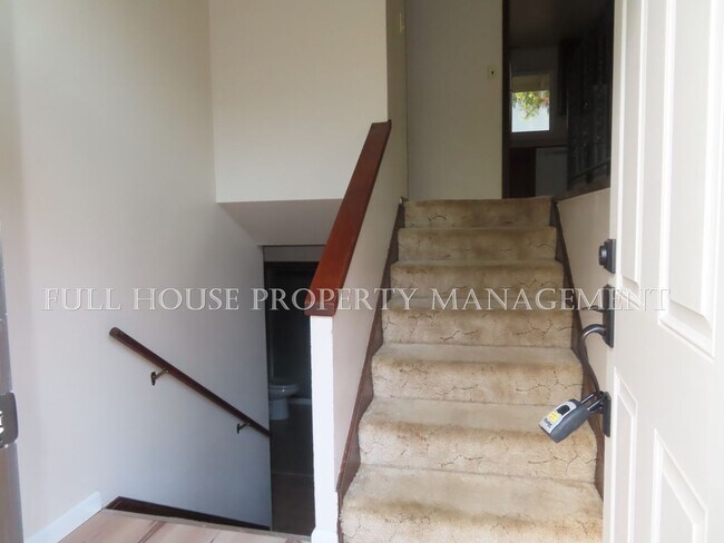 Building Photo - Forest Like Feel, Two Story 4 Bed/ 2 Full ...