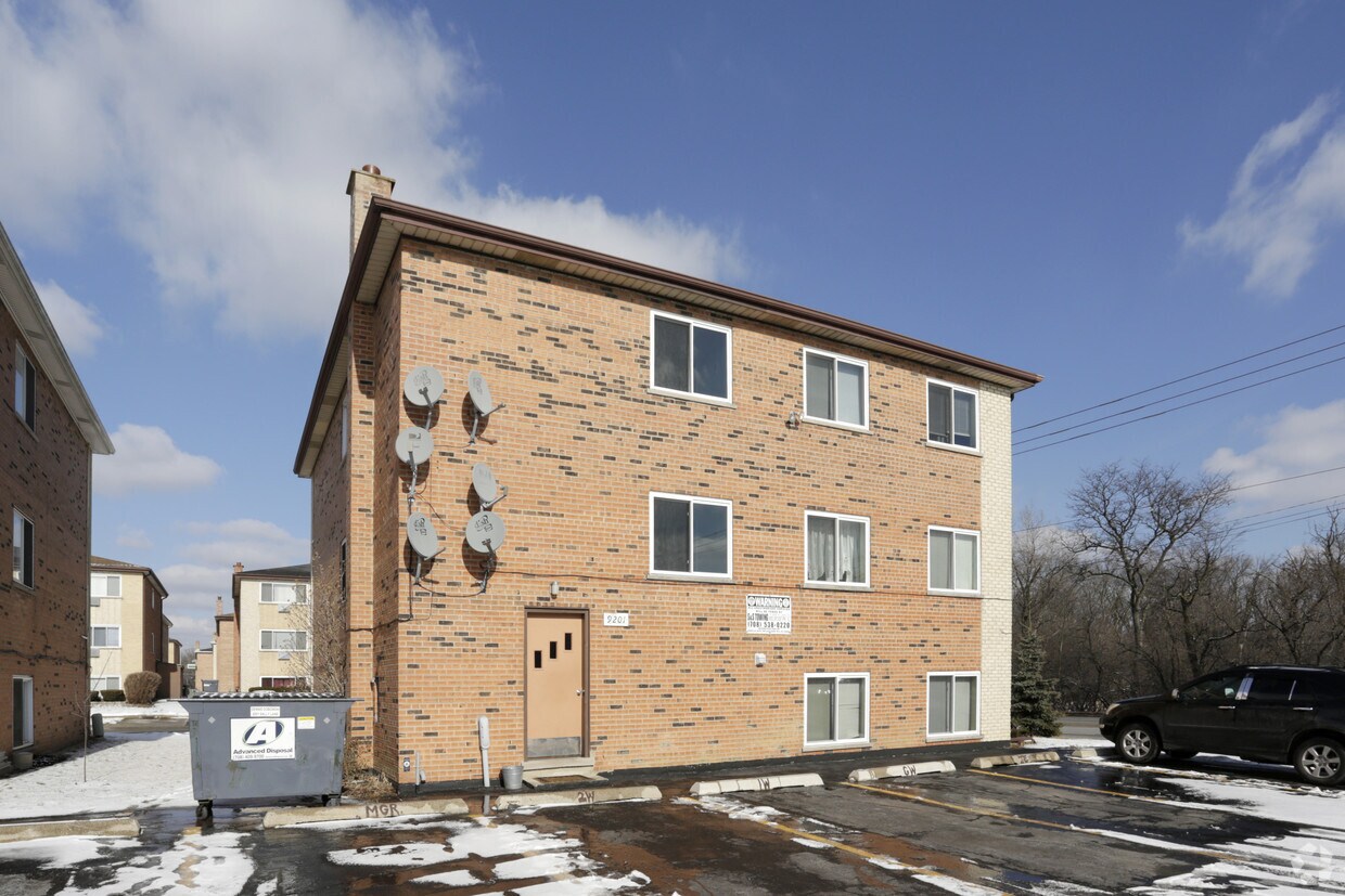 Foto del edificio - 9201 Sally Ln