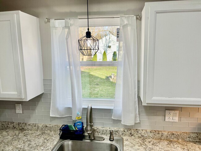 Foto del edificio - 62 E Water St